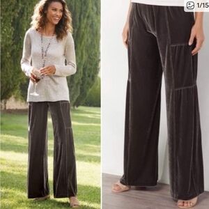 Soft Surroundings Velvet Wide-Leg Pants in Black